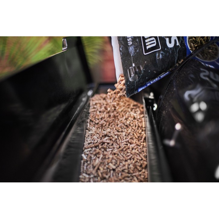 WOOD PELLETS - BEECH 8KG WEBER WOOD PELLETS - BEECH 8KG WEBER