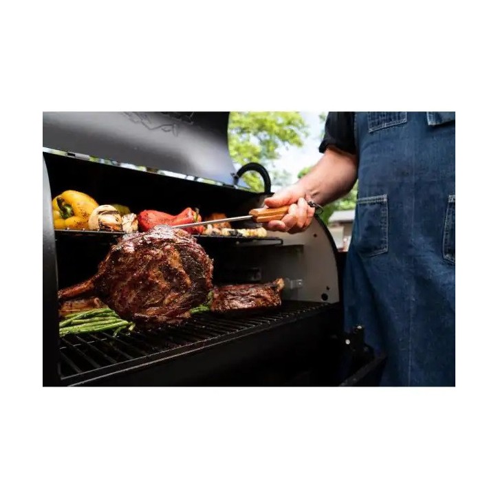 BBQ PIG TAIL FLIPPER TRAEGER BBQ PIG TAIL FLIPPER TRAEGER