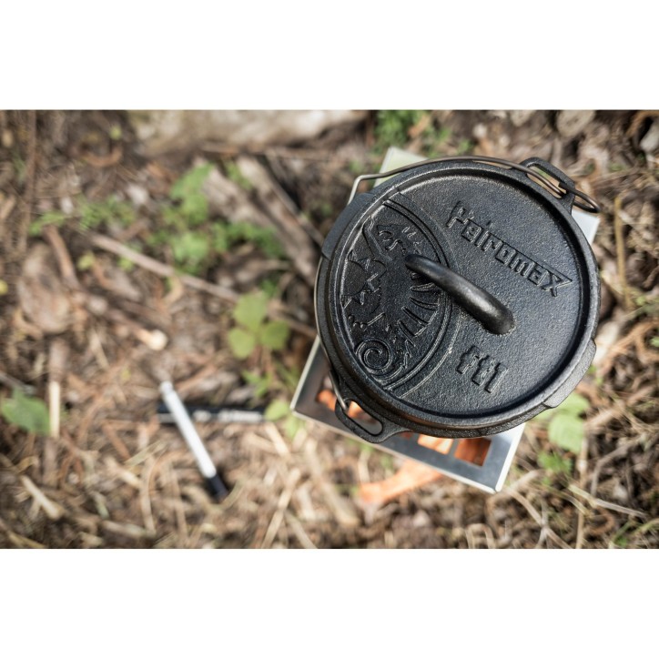 CAST IRON DUTCH OVEN WITH LID AND FLAT BASE PETROMAX ft1-t (0,93 liters) CAST IRON DUTCH OVEN WITH LID AND FLAT BASE PETROMAX ft1-t (0,93 liters)