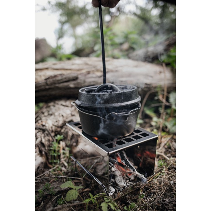 POT AVEC COUVERCLE EN FONTE AVEC BASE PLATE PETROMAX ft1-t (0.93 litres)