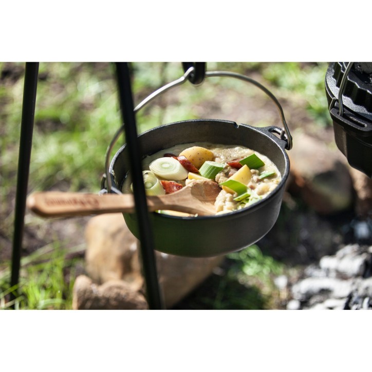 CAST IRON DUTCH OVEN WITH LID AND FLAT BASE PETROMAX ft3-t (1,6 liters) CAST IRON DUTCH OVEN WITH LID AND FLAT BASE PETROMAX ft3-t (1,6 liters)