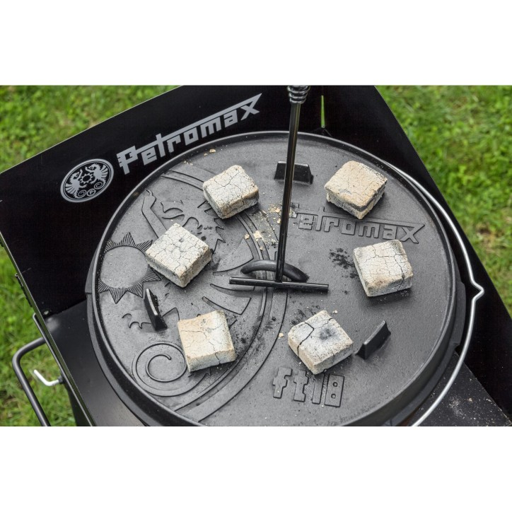 OLLA CON TAPA DE HIERRO FUNDIDO DUTCH OVEN CON BASE PLANA PETROMAX ft18-t (16,1 litros) OLLA CON TAPA DE HIERRO FUNDIDO DUTCH OVEN CON BASE PLANA PETROMAX ft18-t (16,1 litros)