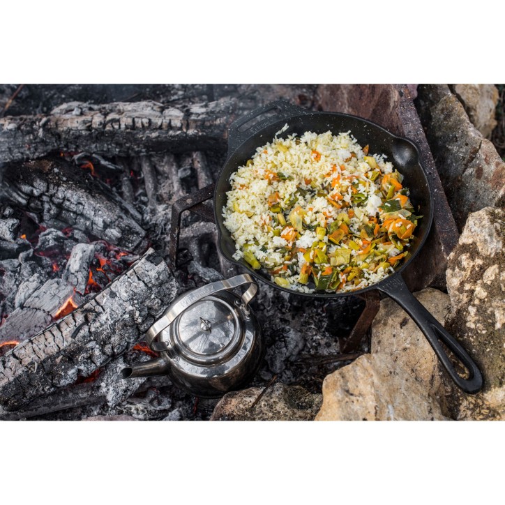 FIRE SKILLET WITH ONE PAN HANDLE PETROMAX fp30-t (ø30 cm/2,5 liters) FIRE SKILLET WITH ONE PAN HANDLE PETROMAX fp30-t (ø30 cm/2,5 liters)