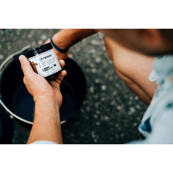 PÂTE D'ENTRETIEN POUR FONTE ET FER FORGÉ PETROMAX PÂTE D'ENTRETIEN POUR FONTE ET FER FORGÉ PETROMAX