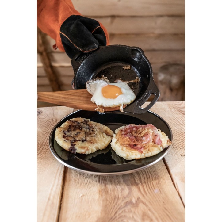 CASSEROLE À DEUX POIGNÉES EN FONTE PETROMAX fp15h-t (ø15 cm/0,4 litres) CASSEROLE À DEUX POIGNÉES EN FONTE PETROMAX fp15h-t (ø15 cm/0,4 litres)