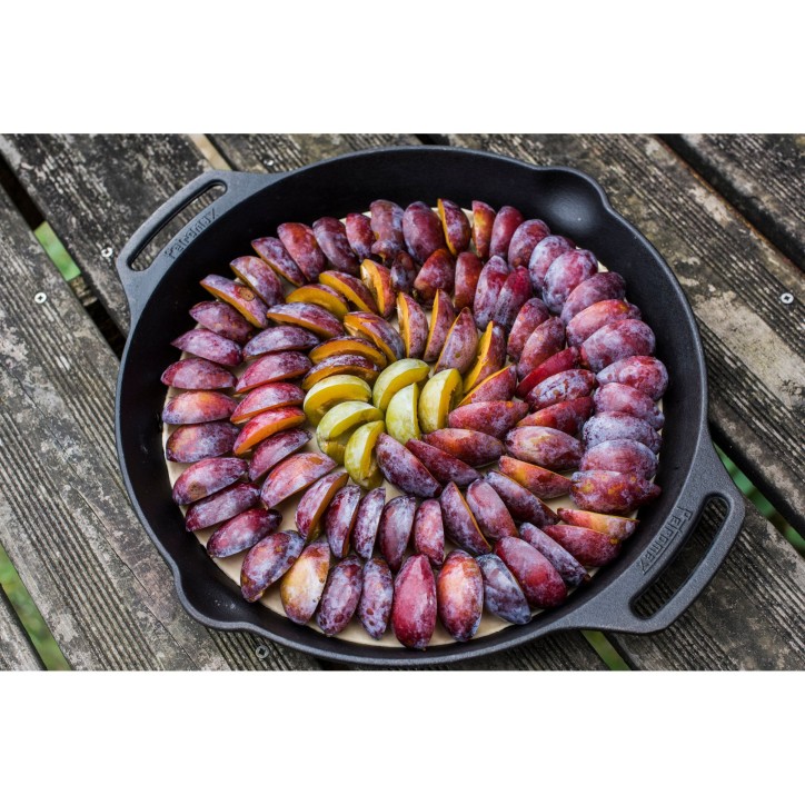 FIRE SKILLET WITH TWO HANDLES PETROMAX fp25h-t (ø25 cm/1,6 liters) FIRE SKILLET WITH TWO HANDLES PETROMAX fp25h-t (ø25 cm/1,6 liters)