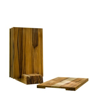 SET DE 4 PLANCHES À DÉCOUPER OFYR