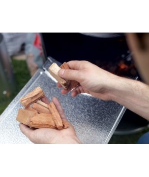 APPLE WOOD CHUNKS FOR SMOKING