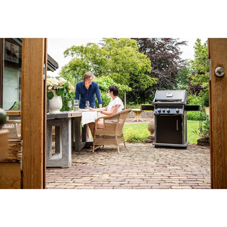 BARBECUE NAPOLEON ROGUE XT 425 À BRÛLEUR LATÉRAL INFRAROUGE NOIR BARBECUE NAPOLEON ROGUE XT 425 À BRÛLEUR LATÉRAL INFRAROUGE NOIR