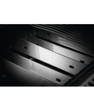 BARBACOA NAPOLEON ROGUE SE 425 CON QUEMADOR LATERAL Y TRASERO INFRARROJOS INOX