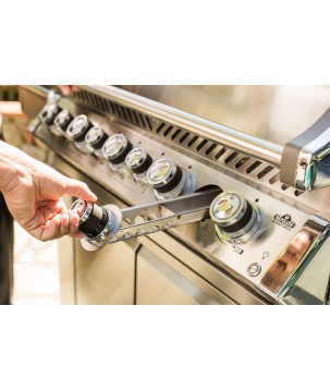 BARBACOA NAPOLEON PRESTIGE PRO 665 CON QUEMADOR LATERAL Y TRASERO INFRARROJOS INOX