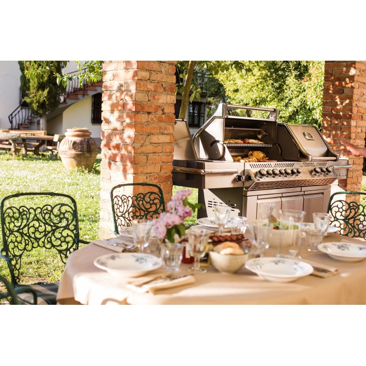 BARBECUE NAPOLEON PRESTIGE PRO 825 WITH POWER SIDE BURNER, INFRARED REAR & BOTTOM BURNERS STAINLESS STEEL BARBECUE NAPOLEON PRESTIGE PRO 825 WITH POWER SIDE BURNER, INFRARED REAR & BOTTOM BURNERS STAINLESS STEEL