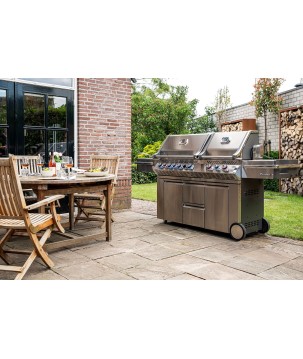 BARBACOA NAPOLEON PRESTIGE PRO 825 CON QUEMADOR LATERAL DE POTENCIA, QUEMADORES INFERIORES Y TRASEROS INFRARROJOS INOX