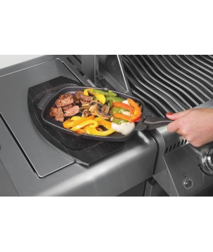 CAST IRON SIZZLE PLATTER WITH TRAY NAPOLEON