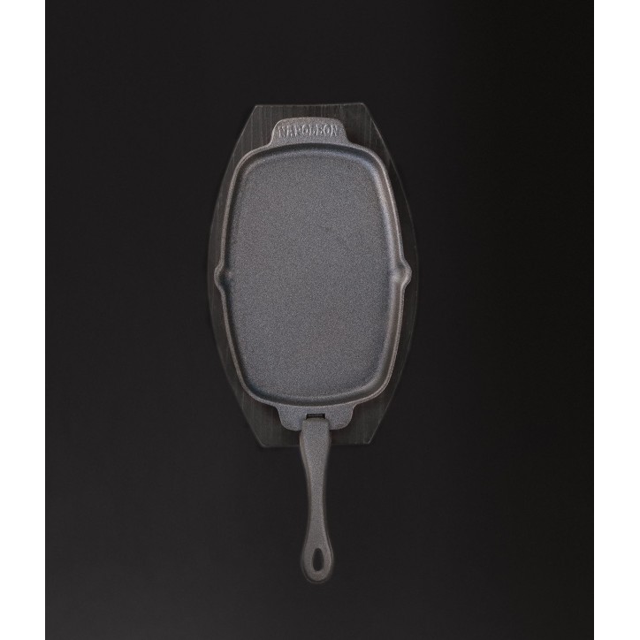 PLATEAU DE CUISSON SIZZLE EN FONTE AVEC SOUS-PLAT NAPOLEON PLATEAU DE CUISSON SIZZLE EN FONTE AVEC SOUS-PLAT NAPOLEON