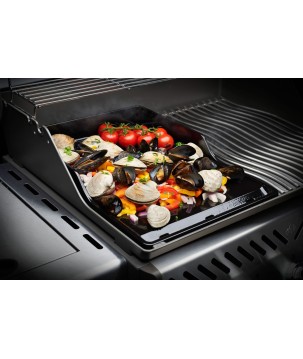 ENAMELED CAST IRON GRIDDLE NAPOLEON. Fits ROGUE 425/525/625 and all PRESTIGE (PRO)