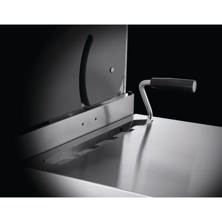 BARBACOA PROFESIONAL DE CARBÓN PRO605 INOX NAPOLEON BARBACOA PROFESIONAL DE CARBÓN PRO605 INOX NAPOLEON