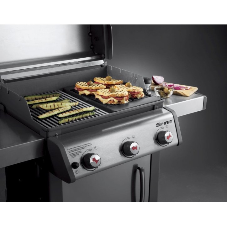 CAST IRON GRIDDLE FOR 3-BURNER SPIRIT CAST IRON GRIDDLE FOR 3-BURNER SPIRIT