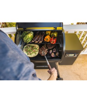 BARBECUE À PELLETS TRAEGER IRONWOOD 650